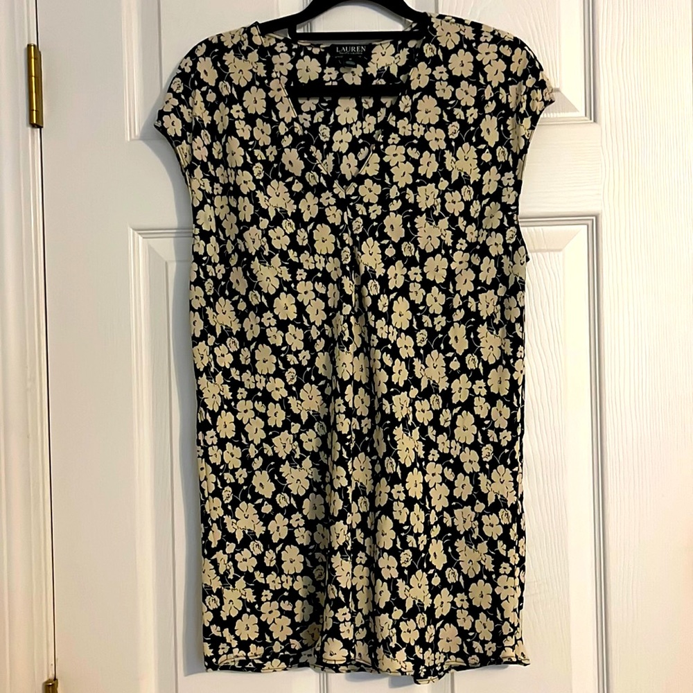 Ralph Lauren - Size M - Navy/Cream - LIKE NEW